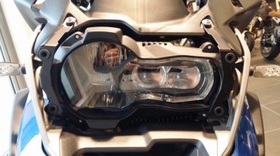 makkelijk te verwijderen om lamp schoon te maken.