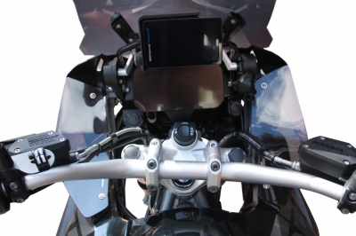 op de foto in zwart afgebeeld