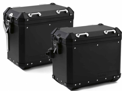 complete set, ter illustratie.