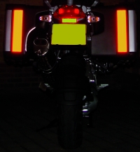 in schemer of donker